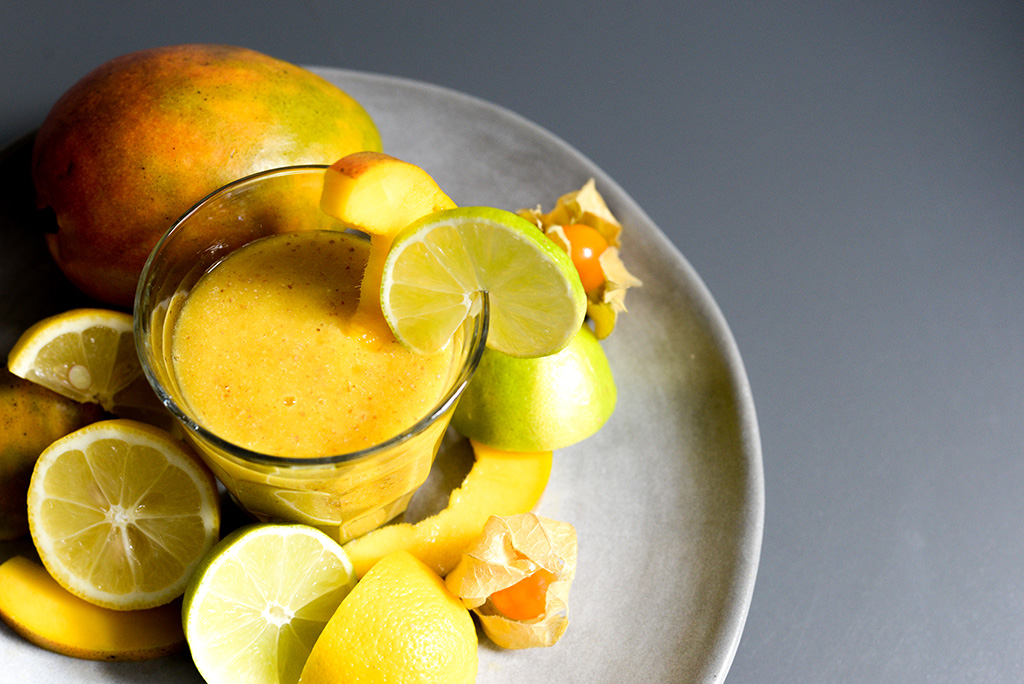 mango citrus smoothie